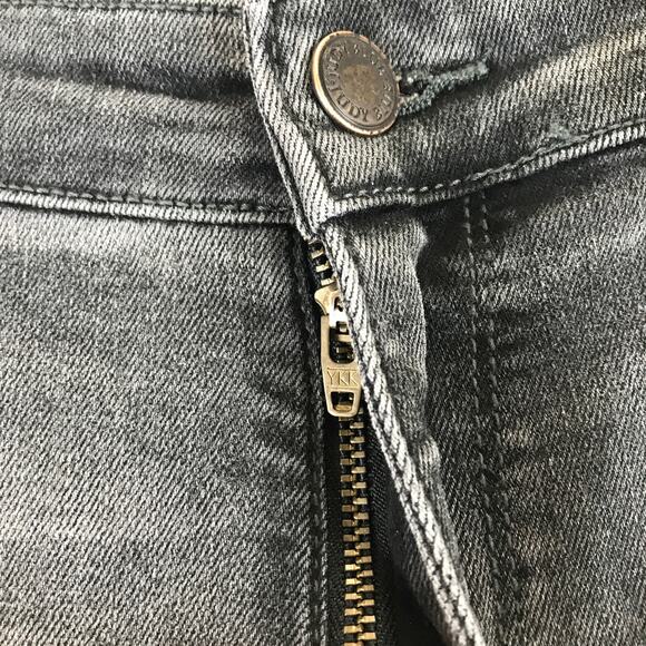 NWT Judy Blue Destroyed Cuffed Hem Faded Black Skinny Fit Jeans Distressed 32 - Picture 5 of 12